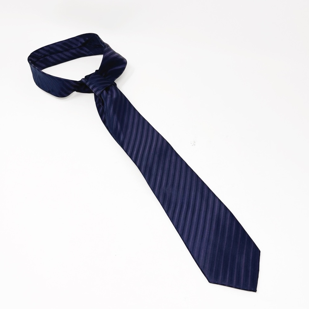 Bergamo New York Men's Formal Striped Necktie Navy Blue Neck Tie Textured Satin - Picture 2 of 9